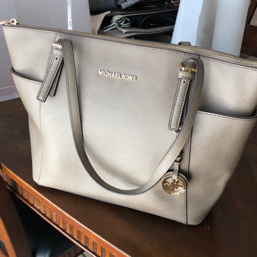 Michael Kors Tote